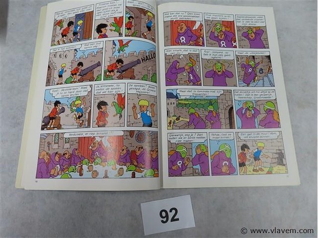 De groene maskers - afbeelding 2 van  3