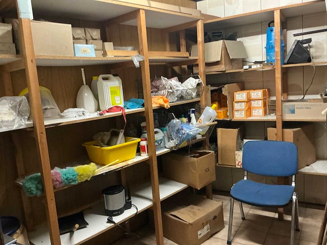 De inhoud van de ruimte - afbeelding 1 van  13