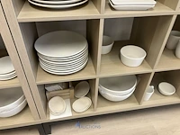 De inhoud van deze 2 kasten - afbeelding 3 van  13