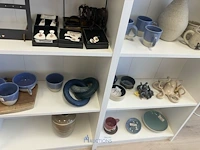 De inhoud van deze kast - afbeelding 8 van  10