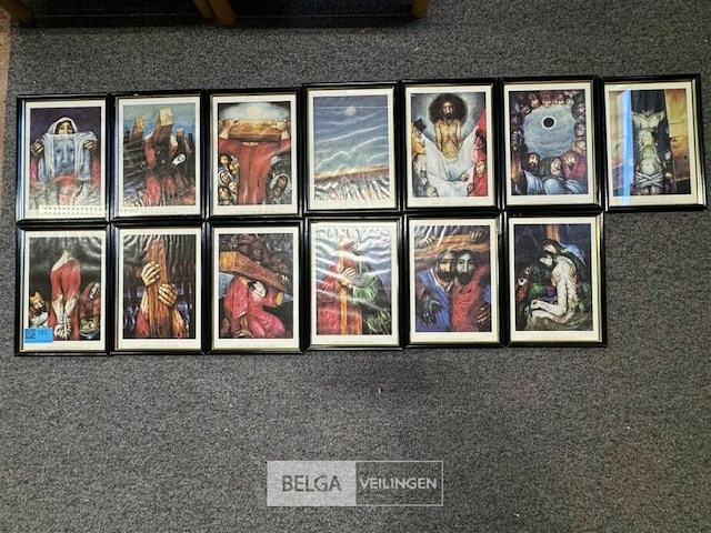 De kruisweg van sieger köder (13 stuks) - afbeelding 1 van  4