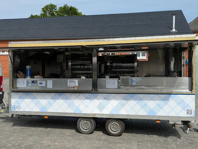 De ryck - 2022 - kippenkraam + koelwagen - foodtrucks - afbeelding 1 van  34