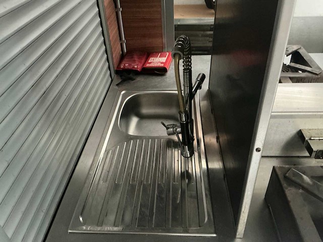 De ryck re27t foodtruck aanhangwagen - afbeelding 5 van  37