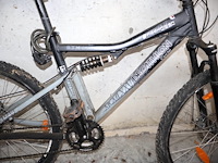 Decathlon mountainbike - afbeelding 2 van  6