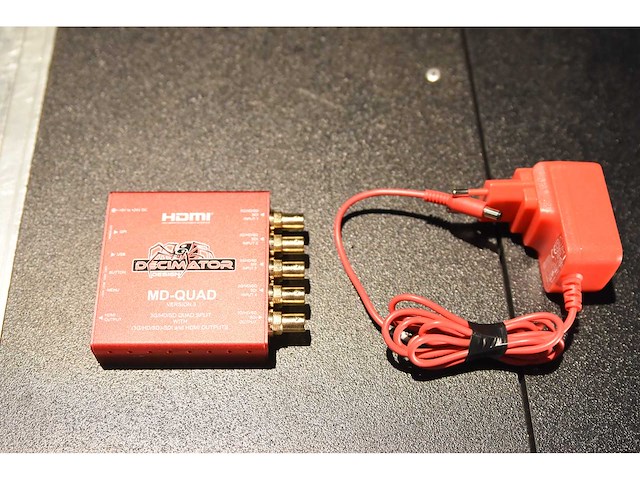 Decimator - multi view quad - various video equipment - afbeelding 1 van  1