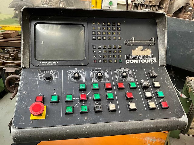 Deckel - 1989 - fp2a - cnc freesmachine - afbeelding 2 van  3