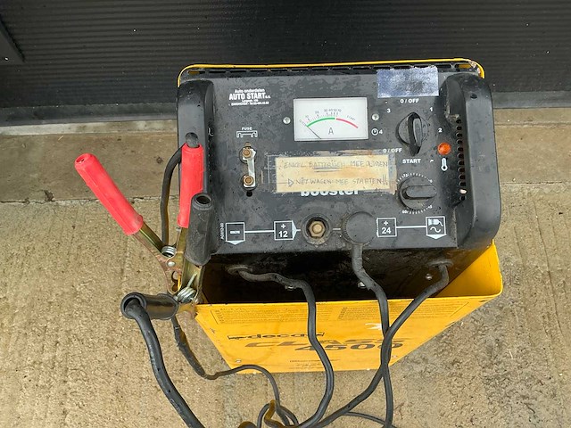 Deco class booster 4500 acculader - afbeelding 2 van  2