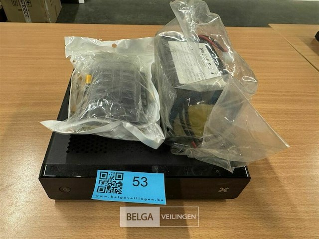 Decoder, zekeringen kastje & batterij - afbeelding 2 van  4