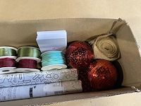 Decoratie - lint - papier - afbeelding 2 van  3