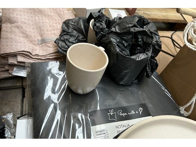 Decoratie en borden - afbeelding 5 van  7