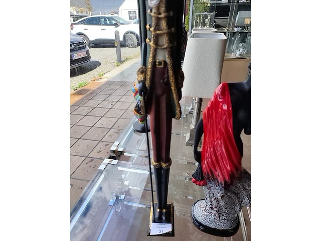 Decoratief beeld kerstman ca. 80 cm, decoratief beeld dame in aardewerk - afbeelding 8 van  8