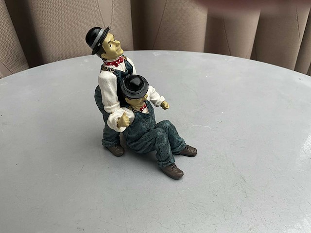 Decoratief beeld laurel & hardy - afbeelding 3 van  4