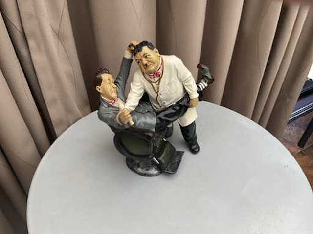 Decoratief beeld laurel & hardy - afbeelding 2 van  4