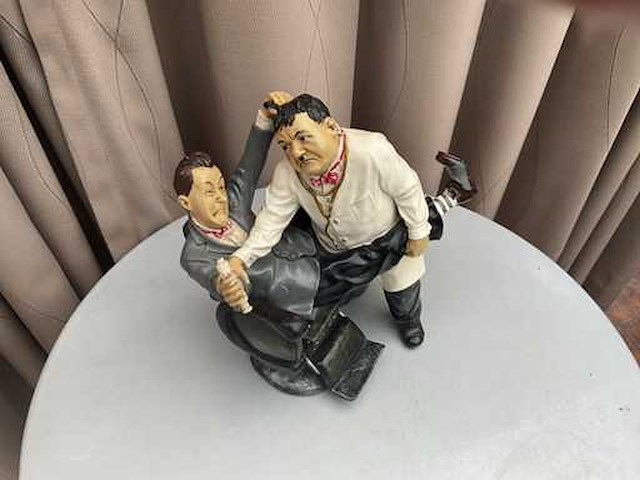 Decoratief beeld laurel & hardy - afbeelding 3 van  4