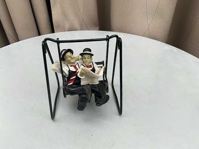 Decoratief beeld laurel & hardy - afbeelding 1 van  5