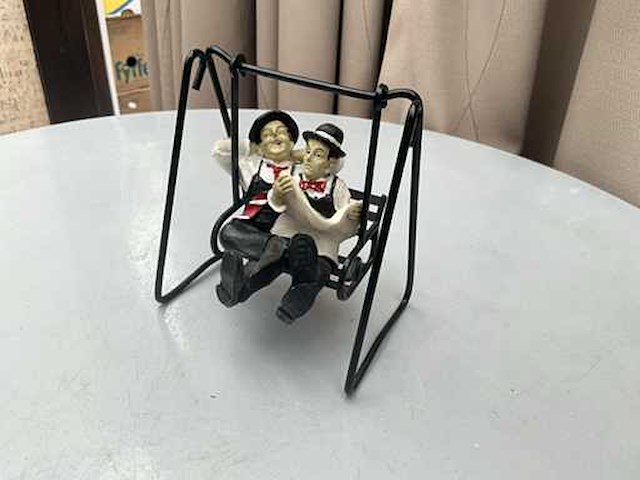 Decoratief beeld laurel & hardy - afbeelding 3 van  5