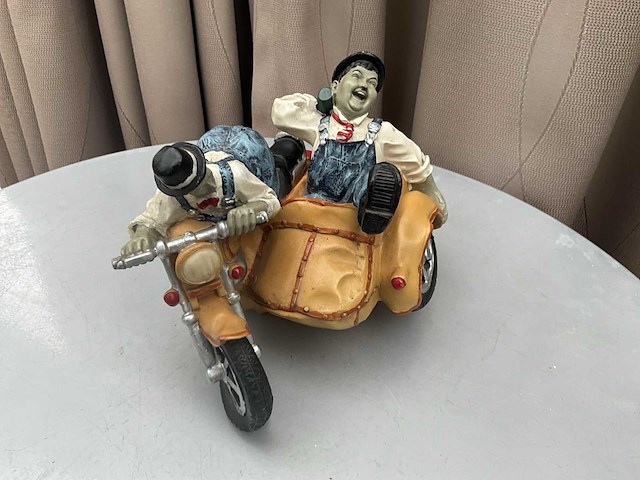 Decoratief beeld laurel & hardy - afbeelding 1 van  4