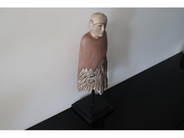 Decoratief handgesneden houten beeld monnik - afbeelding 2 van  8