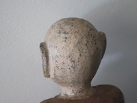Decoratief handgesneden houten beeld monnik - afbeelding 5 van  8