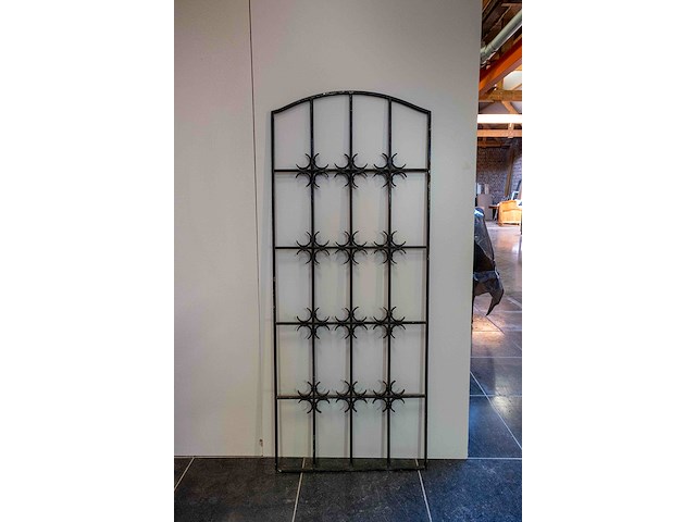 Decoratief ijzerwerk - afbeelding 1 van  1