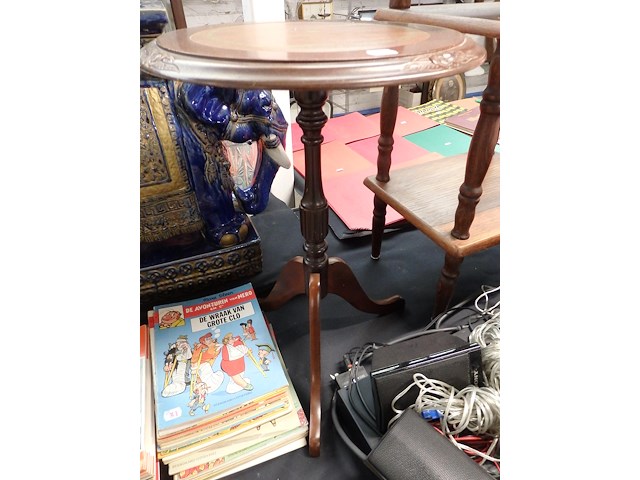 Decoratief tafeltje hoogte 55 cm - afbeelding 1 van  2