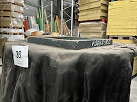 Decoratief vrijheidsbeeld - afbeelding 4 van  8