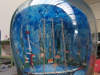 Decoratiefe glazen wijnkruik - afbeelding 2 van  4