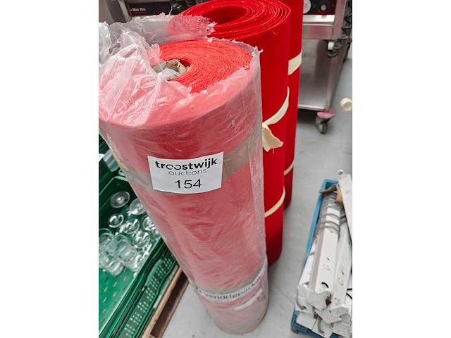 Decoratiemateriaal: tapijt rood - afbeelding 1 van  2