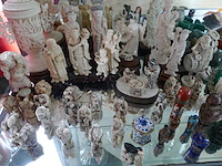 Decoratieve beeldjes en glaswerk - afbeelding 2 van  9