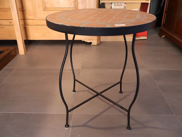 Decoratieve bijzettafel - afbeelding 1 van  5