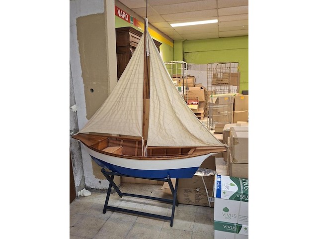 Decoratieve boot - afbeelding 1 van  2