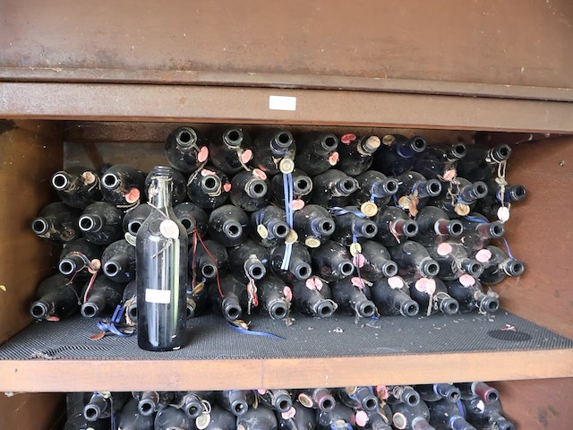 Decoratieve flessen met waxzegel - afbeelding 2 van  6