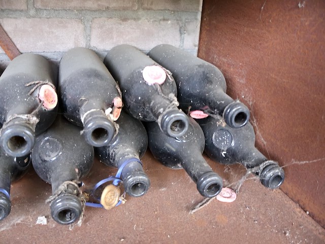 Decoratieve flessen met waxzegel - afbeelding 5 van  6