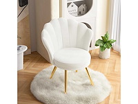 Decoratieve fluwelen fauteuil met gouden metalen poten - afbeelding 3 van  6