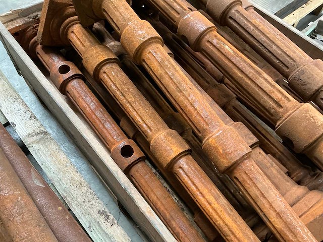 Decoratieve gietijzeren palen (14x) - afbeelding 5 van  5