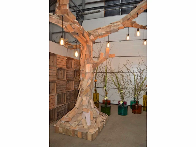 Decoratieve houten boom - afbeelding 1 van  9