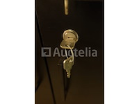 Decoratieve kasten en lampen - afbeelding 9 van  11