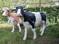 Decoratieve koe - afbeelding 1 van  8