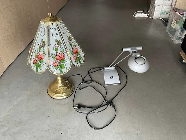 Decoratieve lamp en bureaulamp - afbeelding 1 van  9