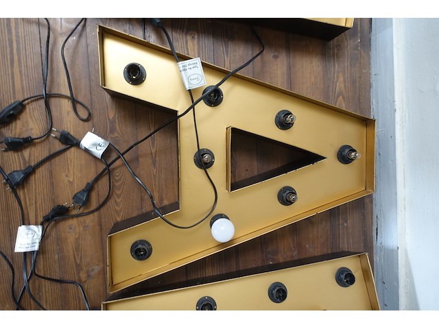 Decoratieve letters - afbeelding 3 van  6