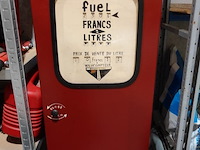 Decoratieve metalen opbergkast - afbeelding 1 van  3