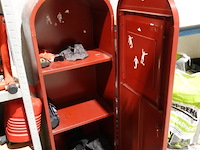 Decoratieve metalen opbergkast - afbeelding 3 van  3