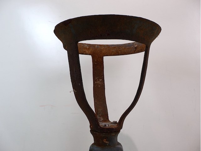 Decoratieve metalen voet - afbeelding 5 van  6