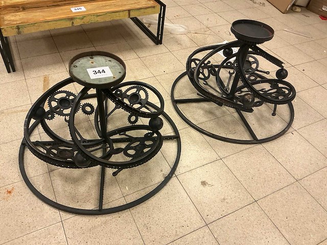 Decoratieve staanders (2x) - afbeelding 1 van  3
