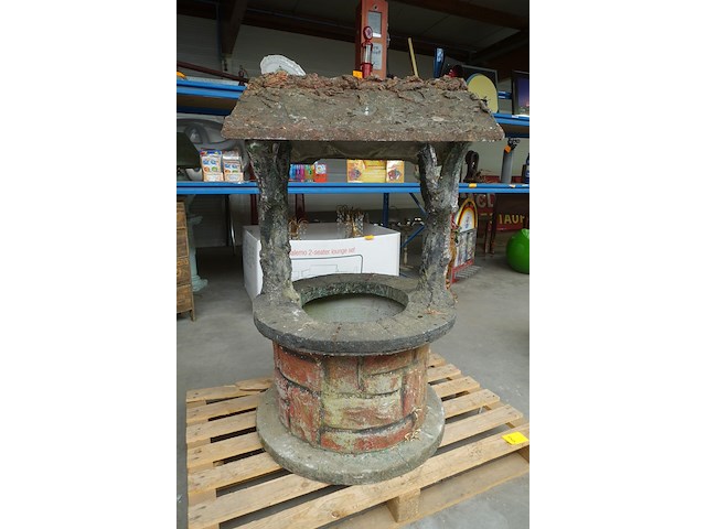 Decoratieve tuinwaterput - afbeelding 1 van  4
