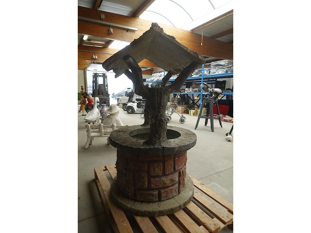 Decoratieve tuinwaterput - afbeelding 3 van  4