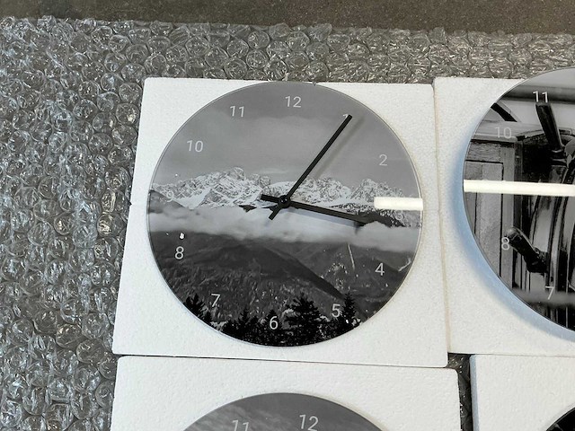 Decoratieve wandklok (8x) - afbeelding 7 van  7