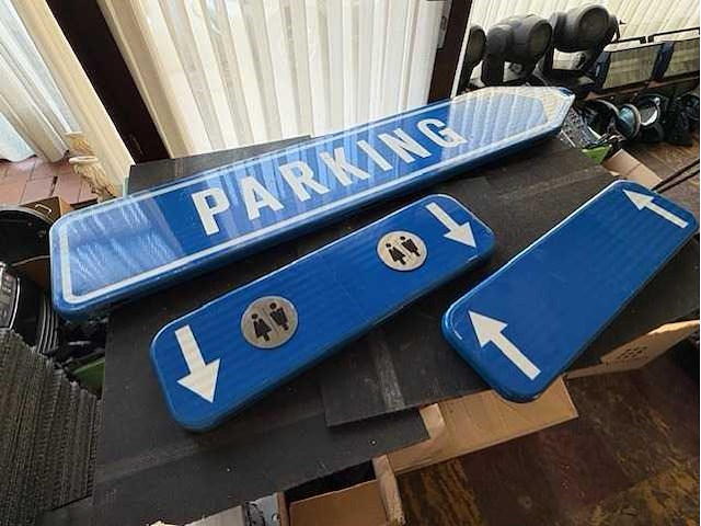 Decorative object (3x) - afbeelding 1 van  6