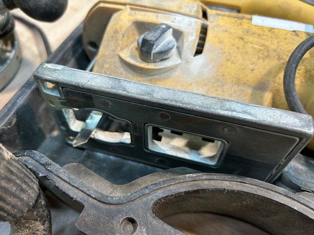 Decoupeerzaag powerplus - afbeelding 1 van  3