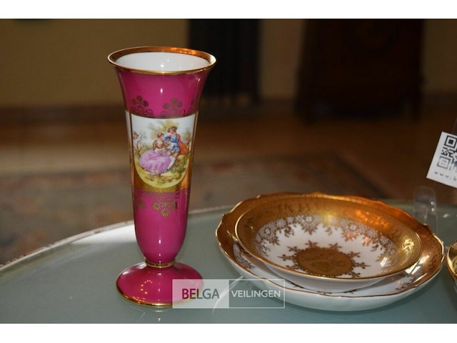 Dekseldoosje, vaasje geschilderd en verguld dieue caelsbad - afbeelding 2 van  6